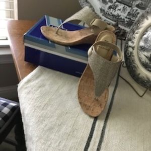 White Mountain Gold Metallic Sandals